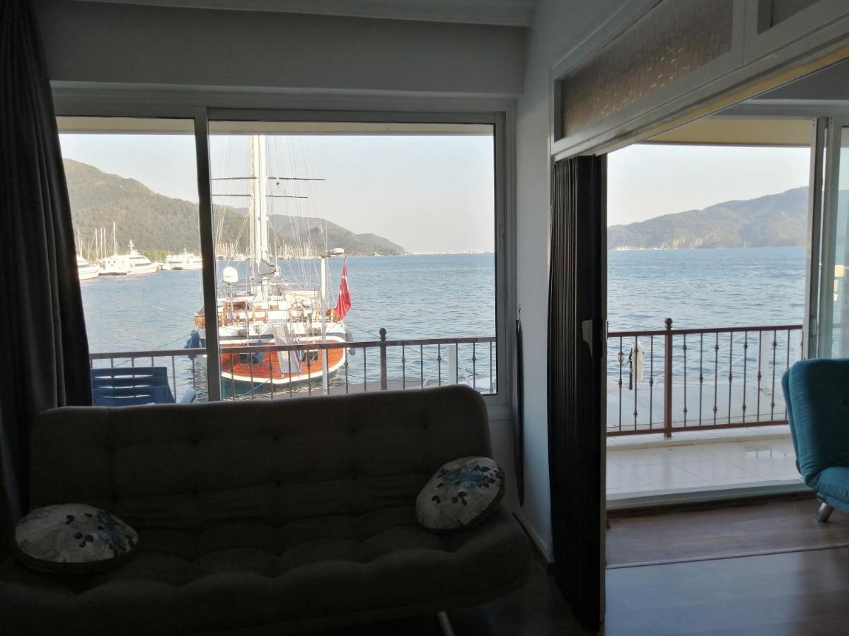 Uysal Suite And Loft Seaside 말마리스 외부 사진