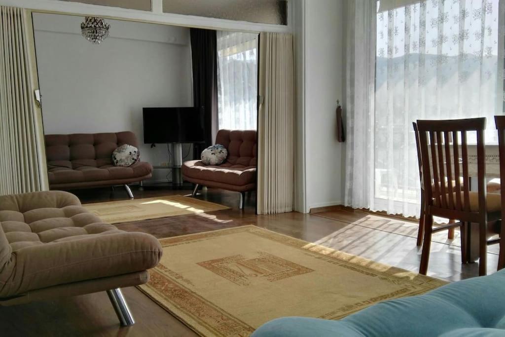 Uysal Suite And Loft Seaside 말마리스 외부 사진